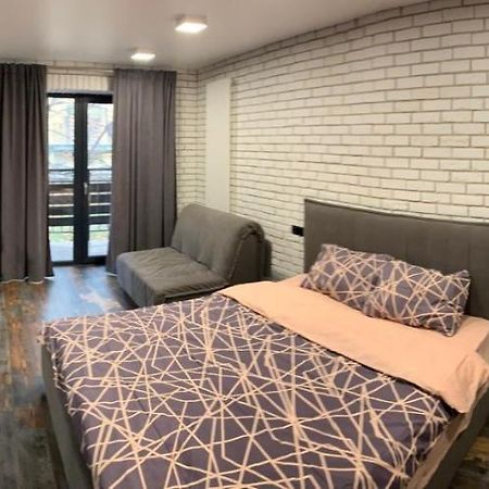 Ferienwohnung Уютная Квартира Возле Метро 23 Августа Charkiw Exterior foto